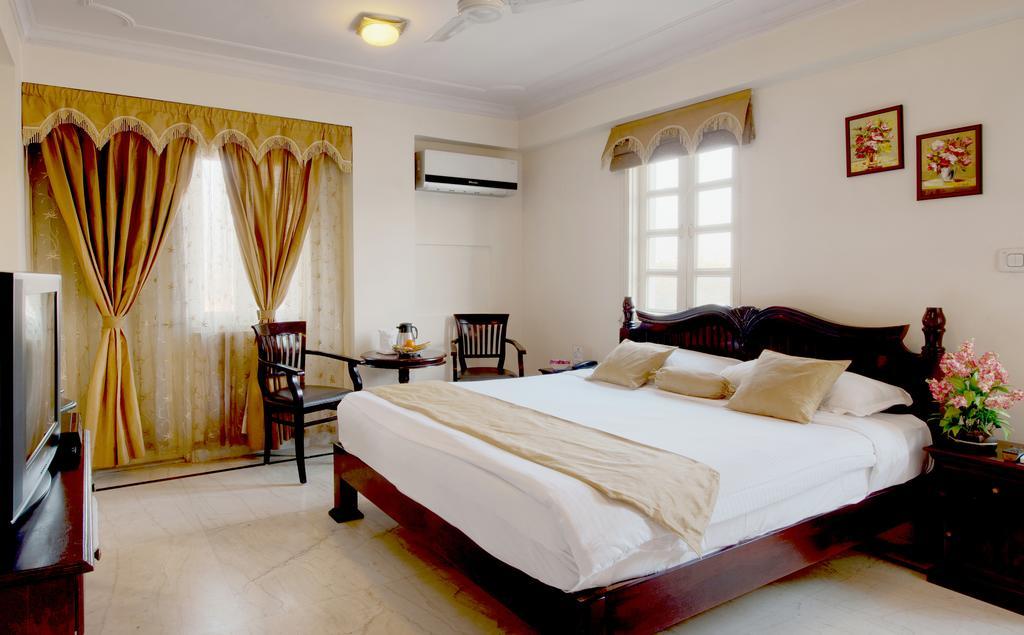 Hari Mahal Palace By Pachar Group Hotel